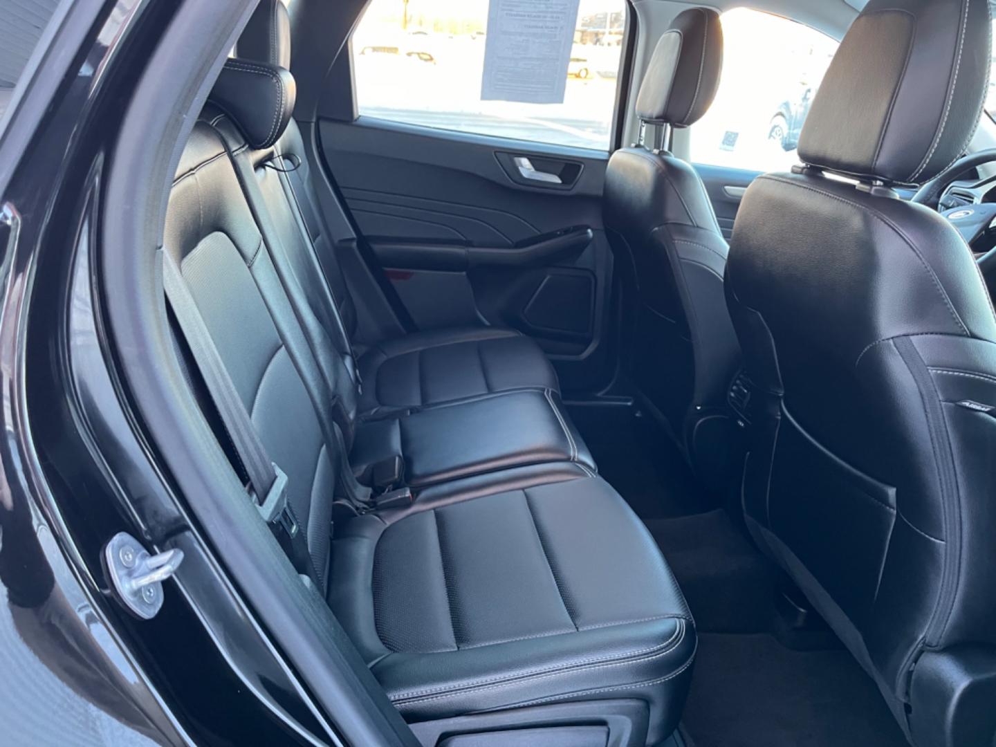 2022 BLACK /black leather FORD ESCAPE SEL (1FMCU9H66NU) with an 1.5L engine, Automatic transmission, located at 1960 Industrial Drive, Wasilla, 99654, (907) 274-2277, 61.573475, -149.400146 - Photo#8